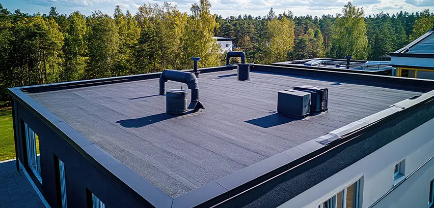 Professional Flat Roof Replacement Services in Clearlake, WA