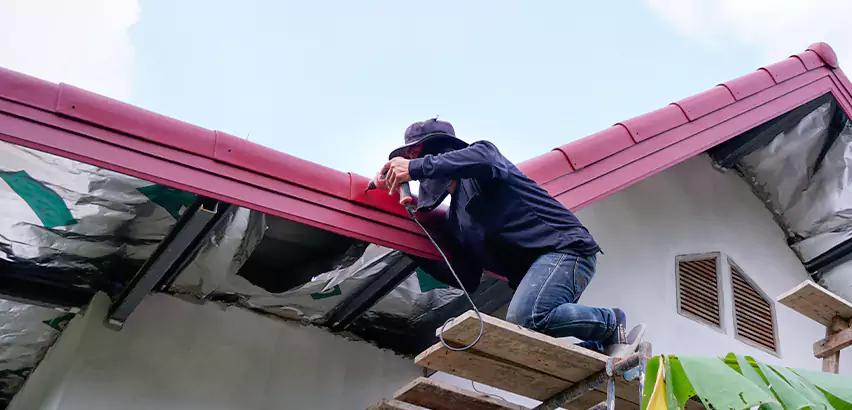 Professional Gutter Installation Services in Clearlake, WA