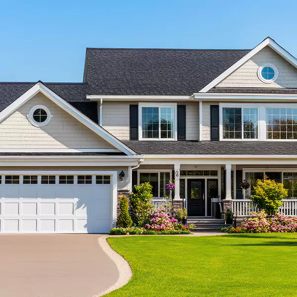 Why Clearlake Homeowners Choose Clear Lake Roofing Repair for Roofing and Siding?